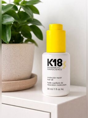 Molecular Repair Hair Oil by K18 Biomimetic Hairscience -  1 OZ BOTTLE!